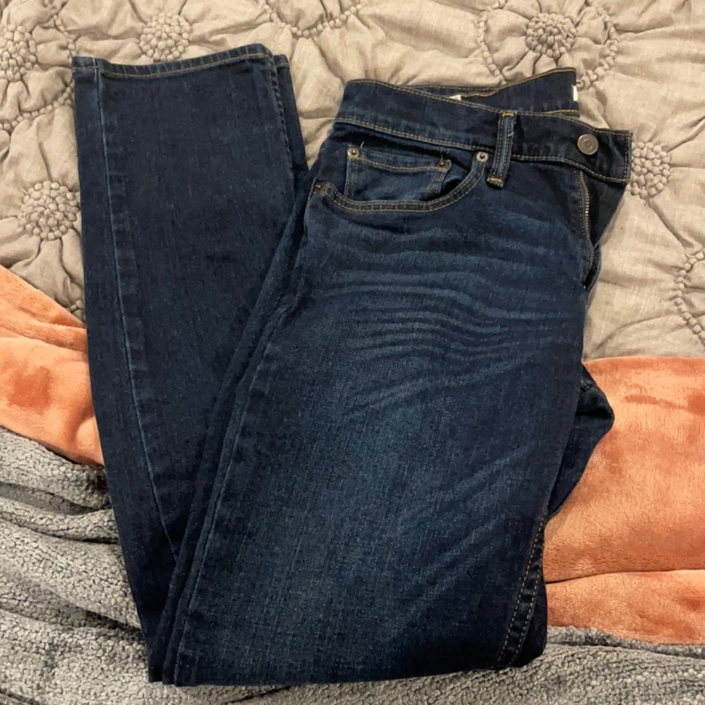 EUC Men’s skinny Abercrombie and Fitch Jeans.